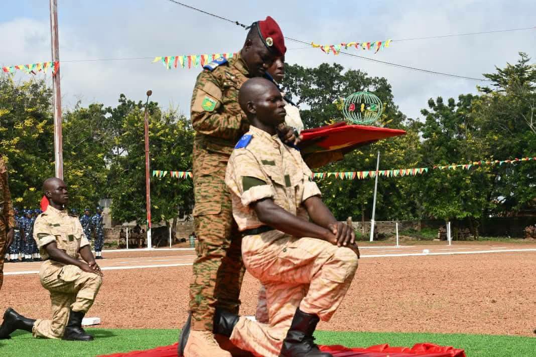 Houet : 943 recrues des Forces armées nationales officiellement présentées au drapeau